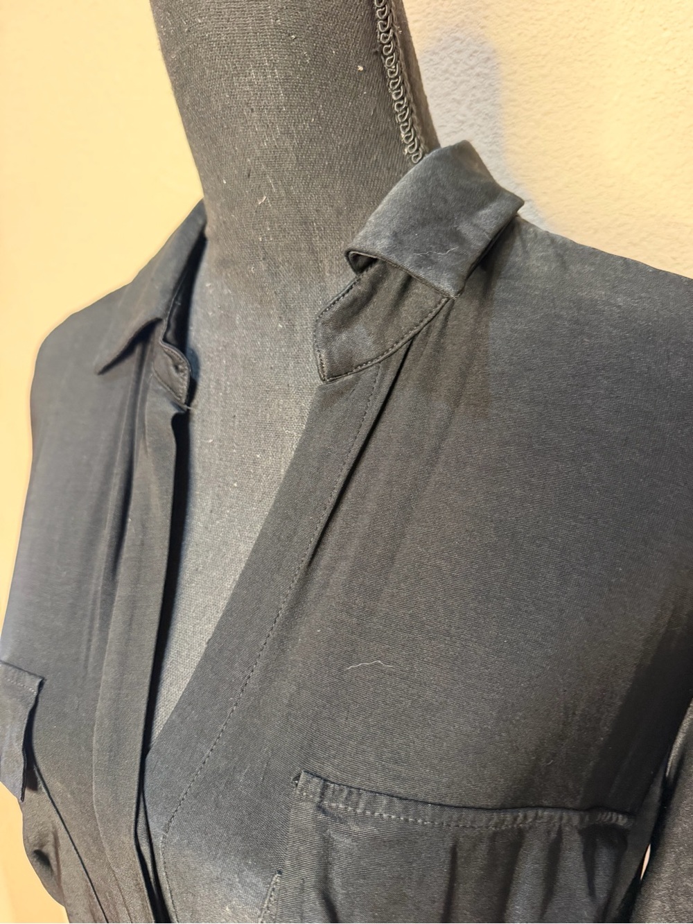 L'AGENCE Elegant Black Collared Maxi Shirt Dress with Waist Tie Sz. S - Picture 4 of 6
